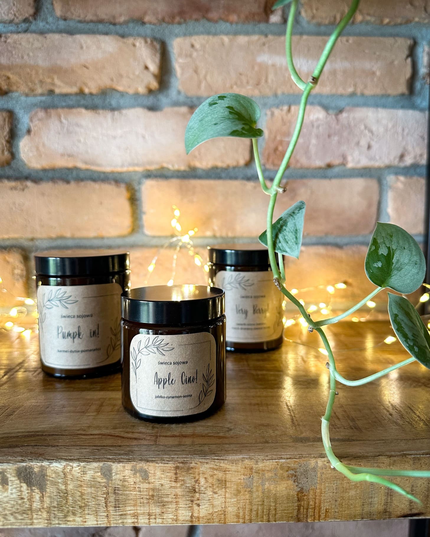 zestaw 4 zapachowych świec sojowych